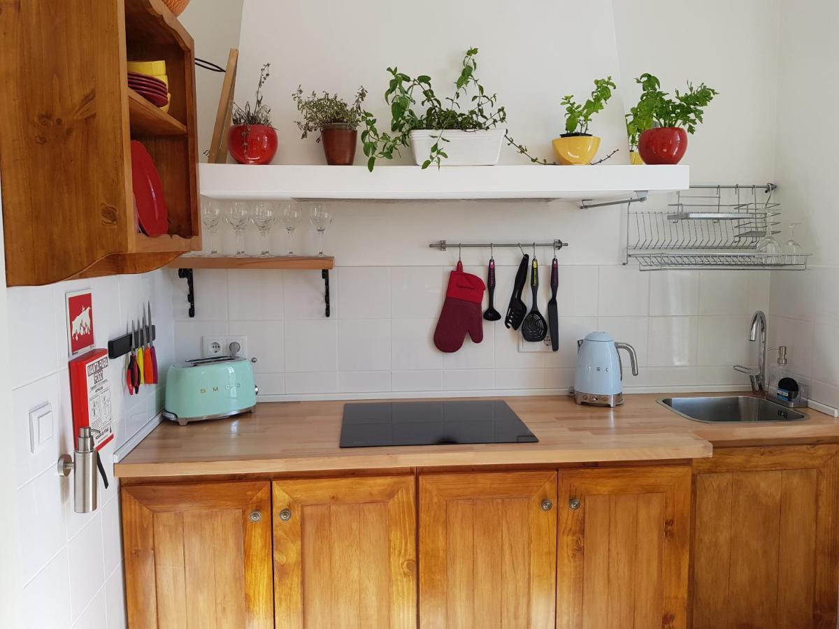Cork Train Station Guesthouse Esmoriz Kültér fotó
