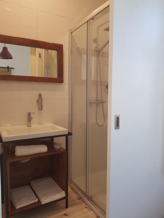 Cork Train Station Guesthouse Esmoriz Kültér fotó